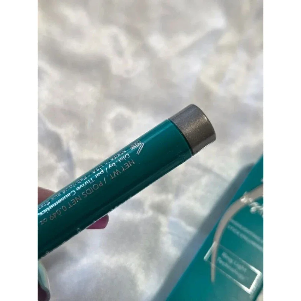 Thrive Brilliant Eye Brightener Stick - Racquel (Soft Silver Shimmer)